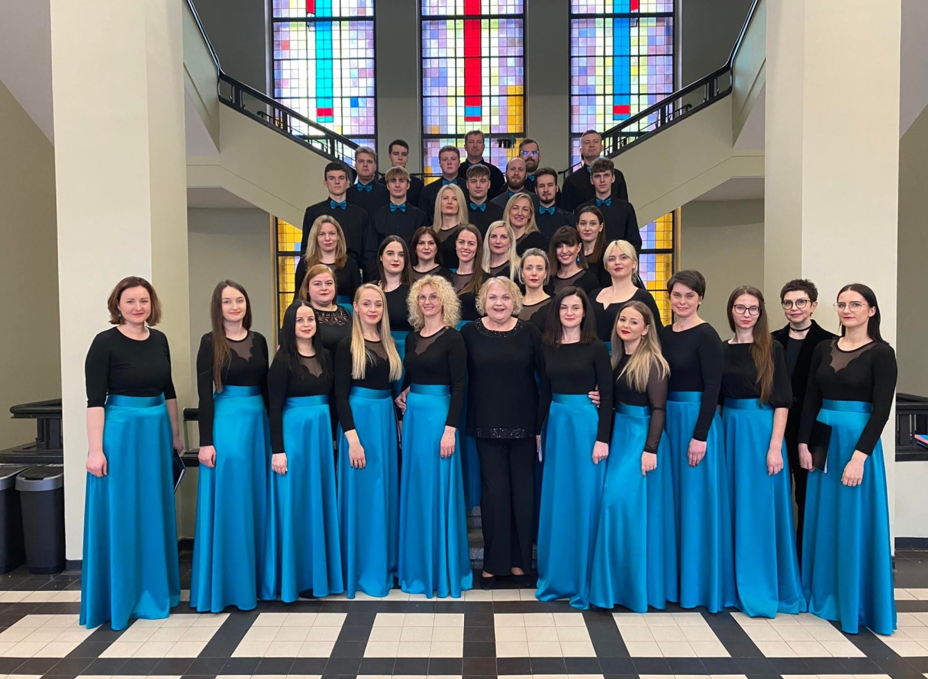 UKC mišrus choras „Melomanai“