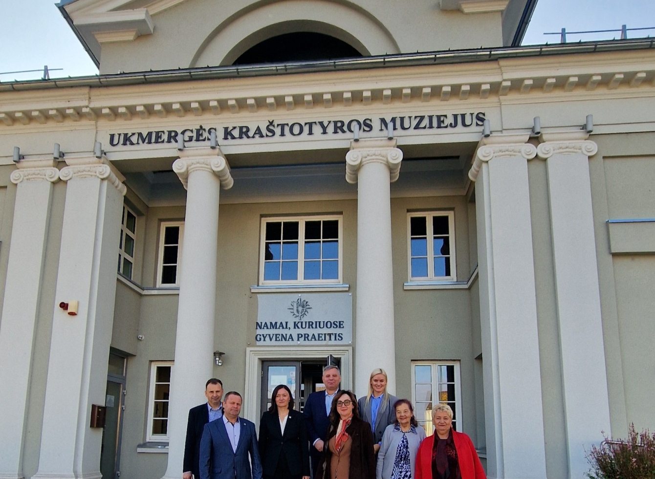 Komiteto nariai aplankė dvi Ukmergės kultūros įstaigas
