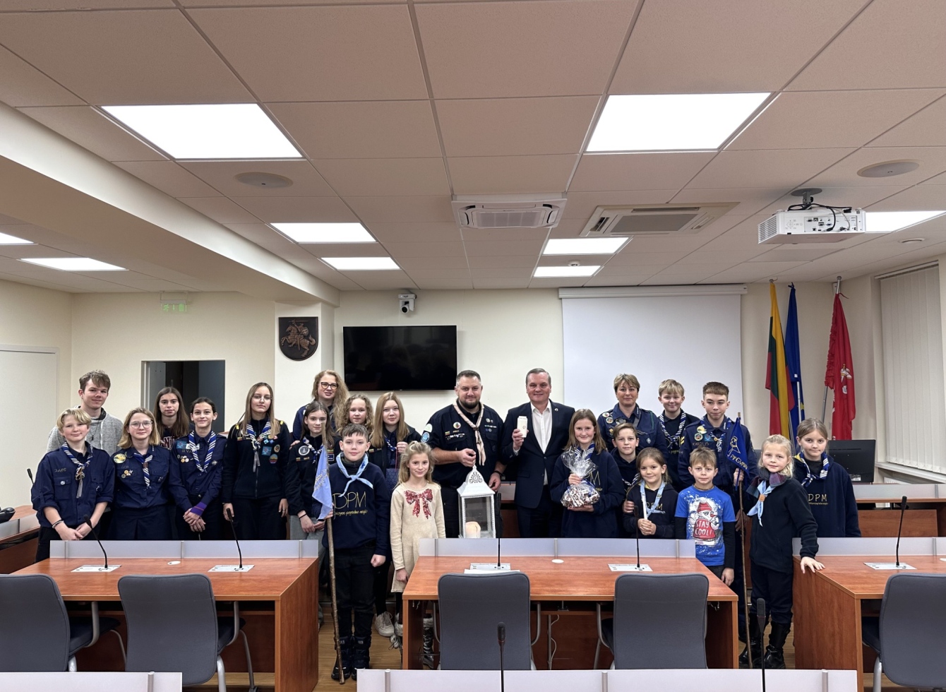 Ukmergės ir Širvintų jūrų skautų apsilankymas Ukmergės rajono savivadybėje