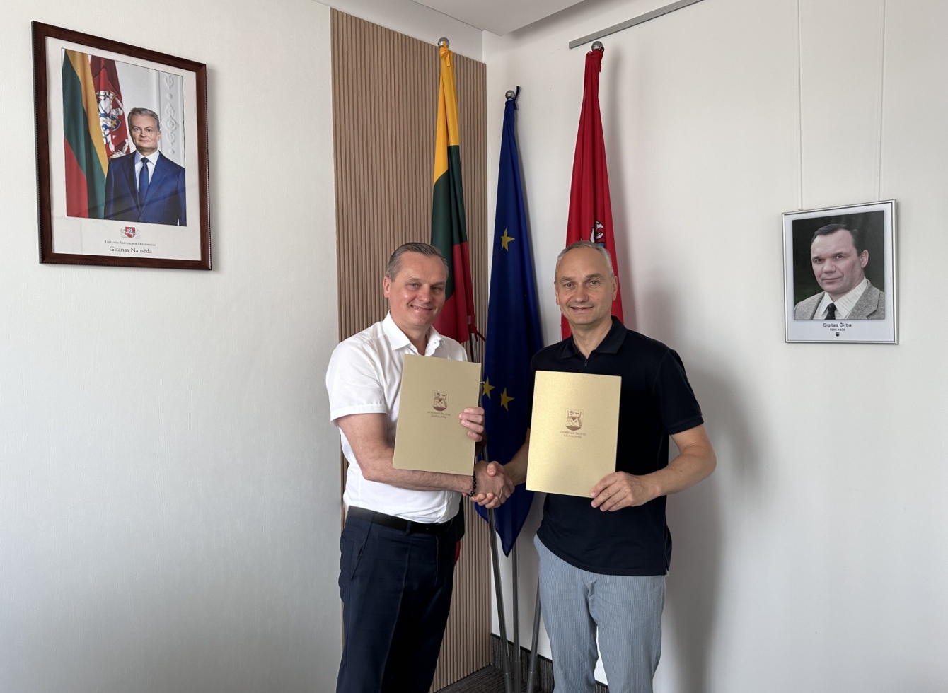 Savivaldybės meras D. Varnas kartu su LKF prezidentu M. Balčiūnu