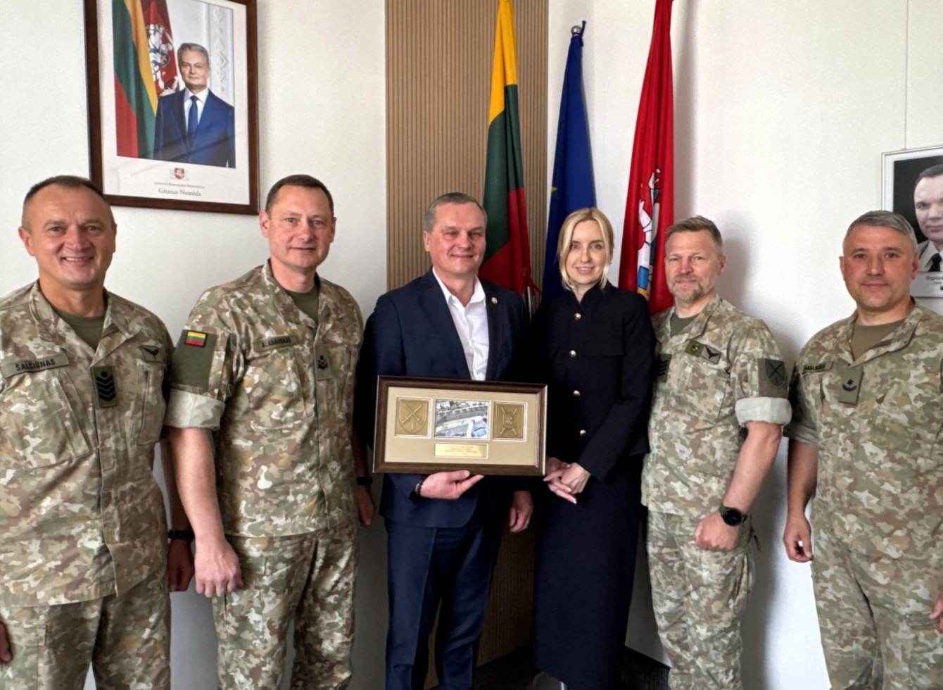 Už svarų indėlį organizuojant iškilmingą ceremoniją – kariuomenės padėkos