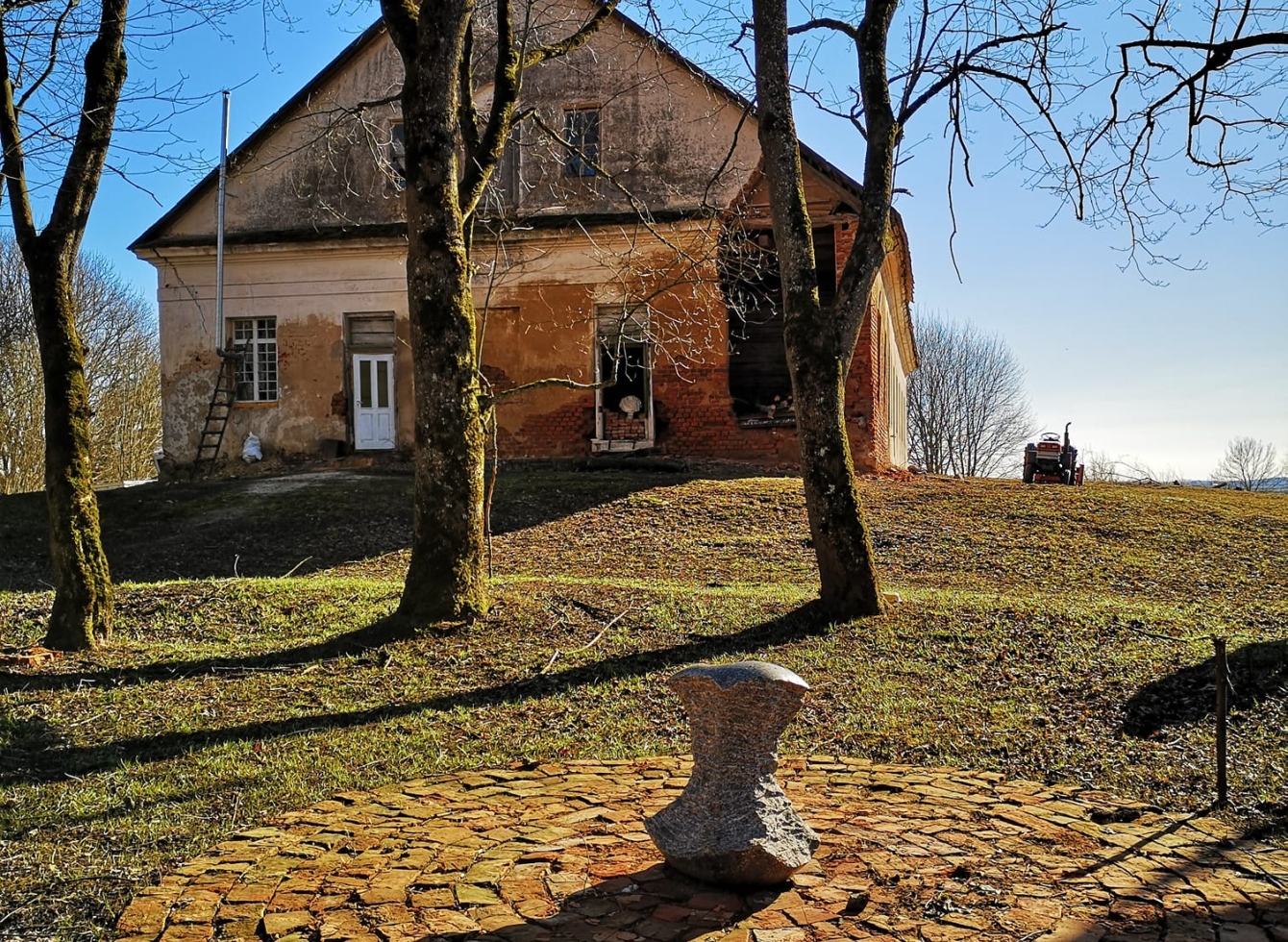Lokinės dvaras nuotrauka 