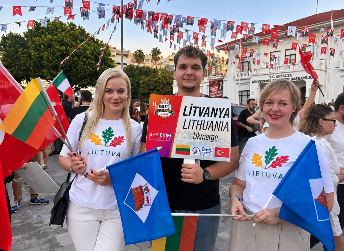 Delegacijos narės Turkijoje