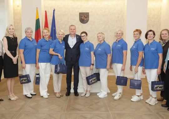 Ansambliui „Cantilena“ padėkota už...
