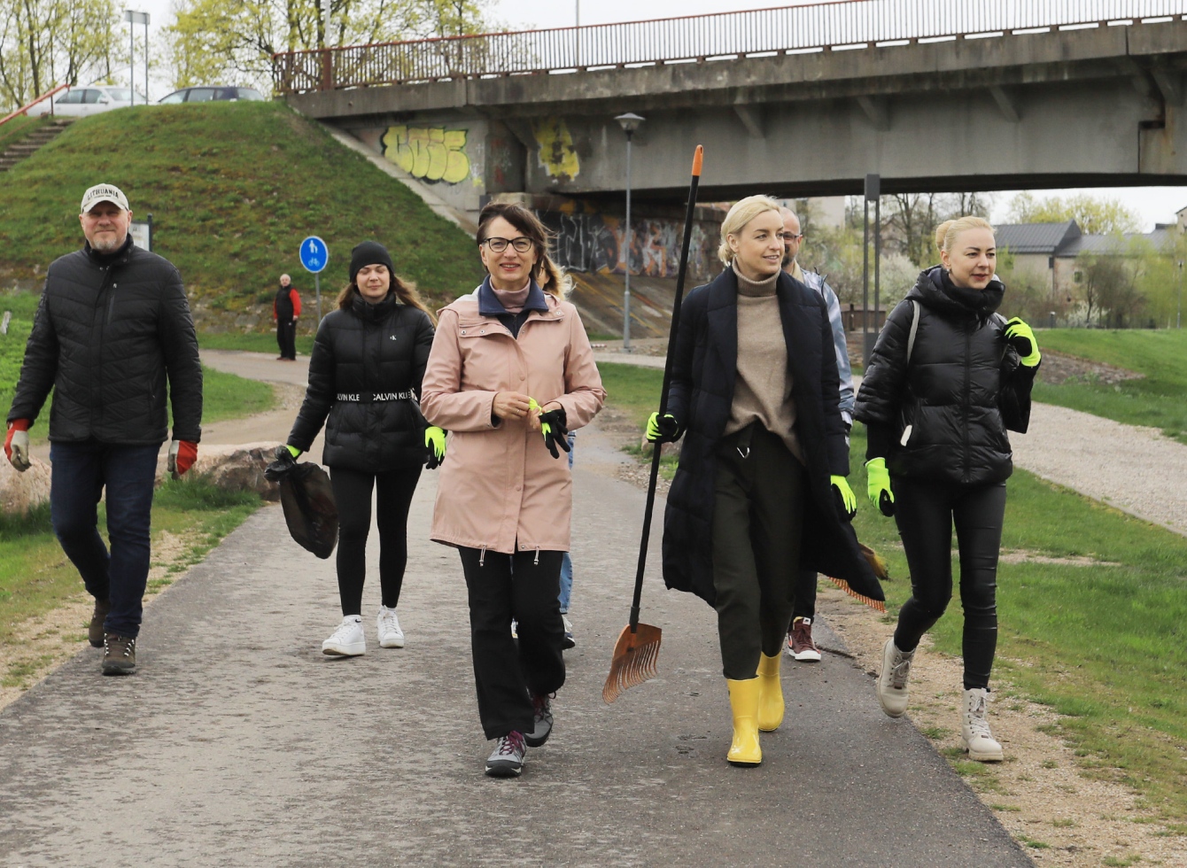 Akcijoje „Darom 2024“ dalyvavo Savivaldybės vadovai, administracijos darbuotojai ir Tarybos nariai
