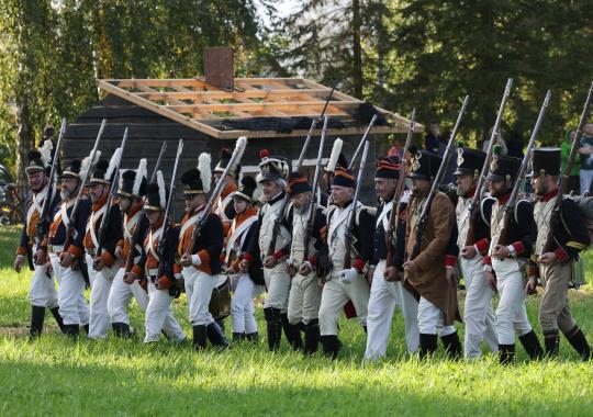 Deltuvoje vėl aidėjo 1812-ųjų mūšio...