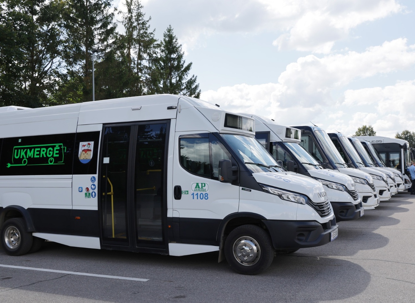 Elektriniai autobusai, saulės energija ir nemokamos kelionės mieste – naujas Ukmergės viešojo transporto etapas