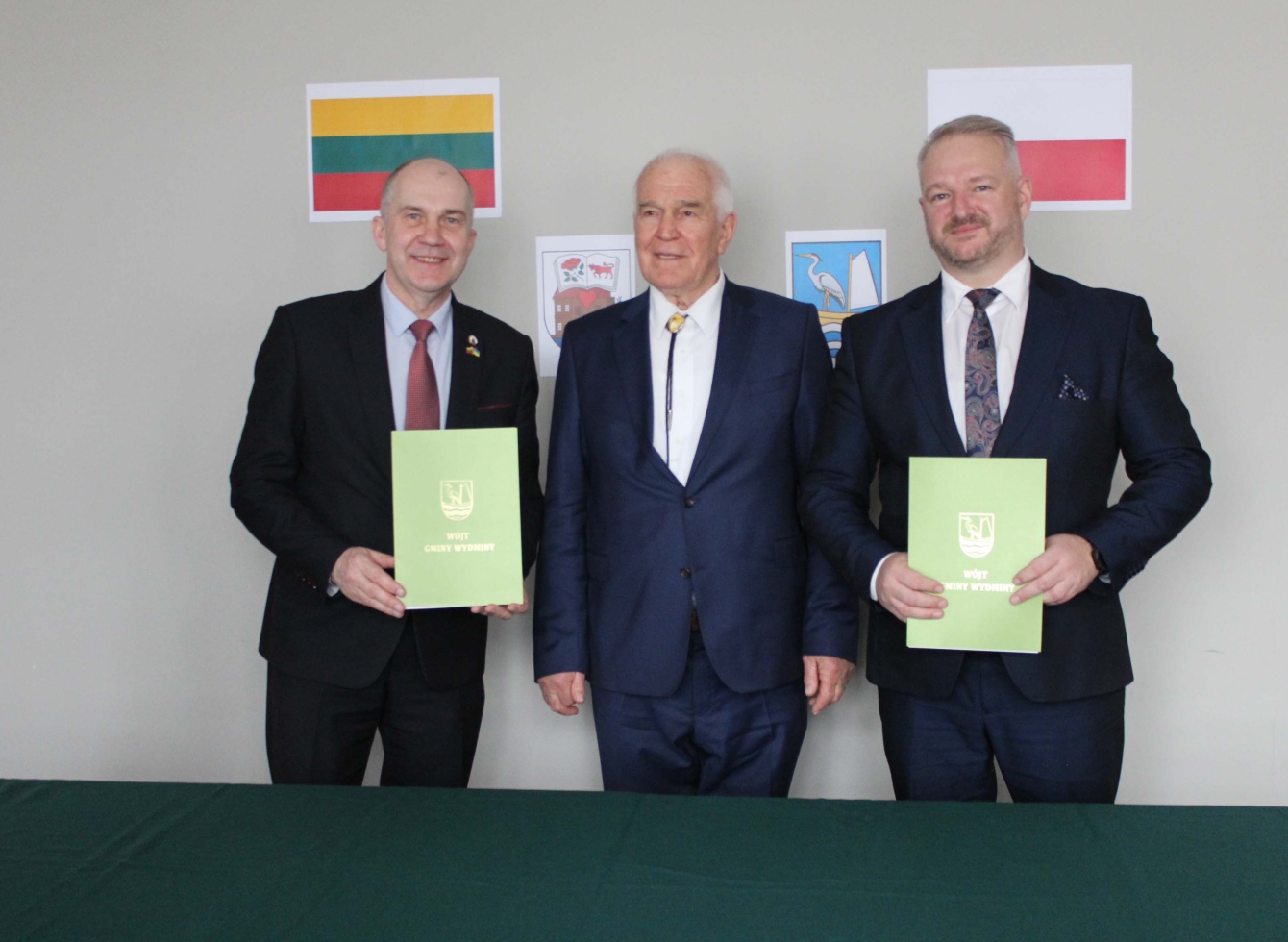 Ketinimų protokolo pasirašymo akimirka
