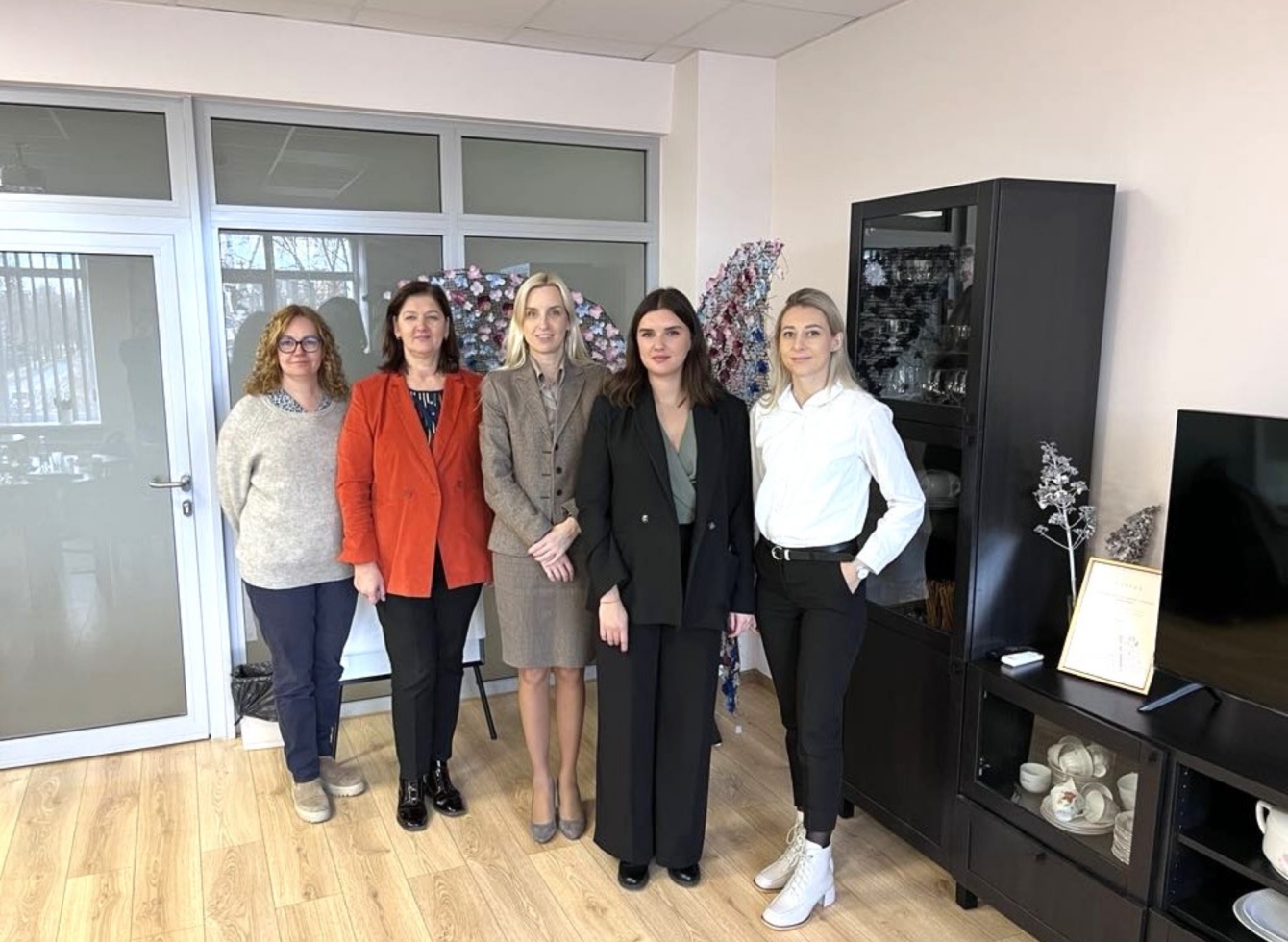 Iš kairės: L. Kasmauskienė, A. Leonavičienė, I. Pračkailė, R. Balnaitė ir V. Stasiškienė