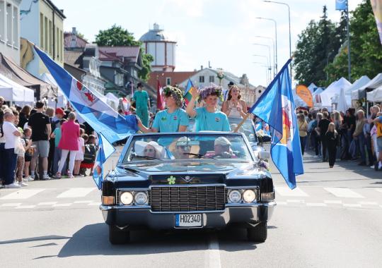 Ukmergė miesto šventėje pradėjo vasarą ir pagerbė naująjį Garbės pilietį