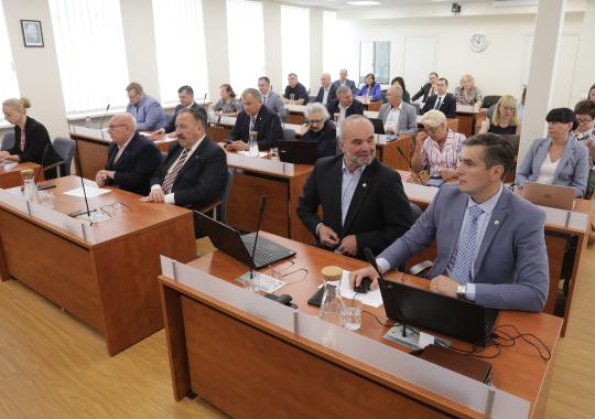 Jono Basanavičiaus gimnazija išleido 80-os laidos abiturientus