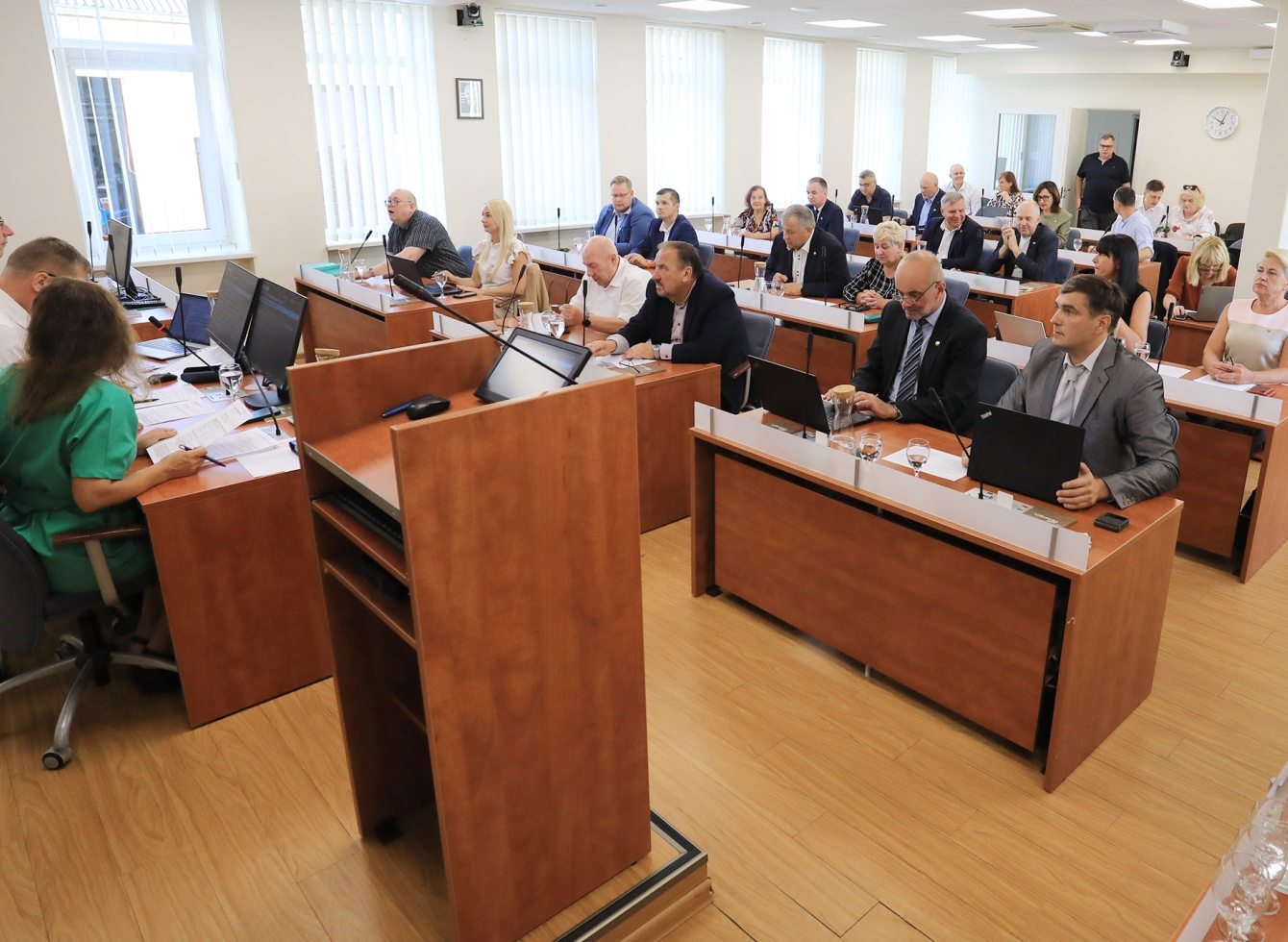 Posėdžiavo Ukmergės rajono savivaldybės taryba