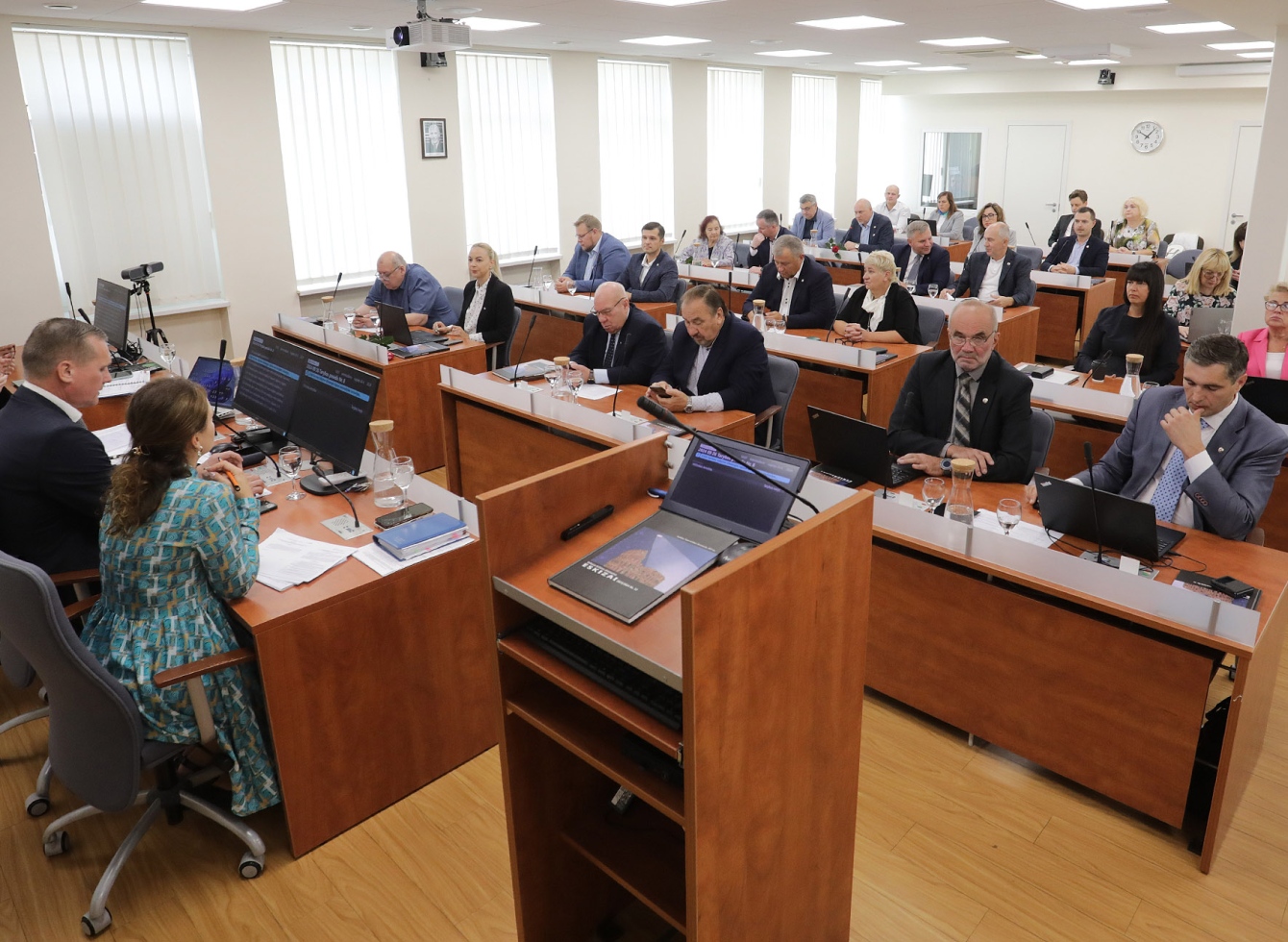 Posėdžiavo Ukmergės rajono savivaldybės taryba