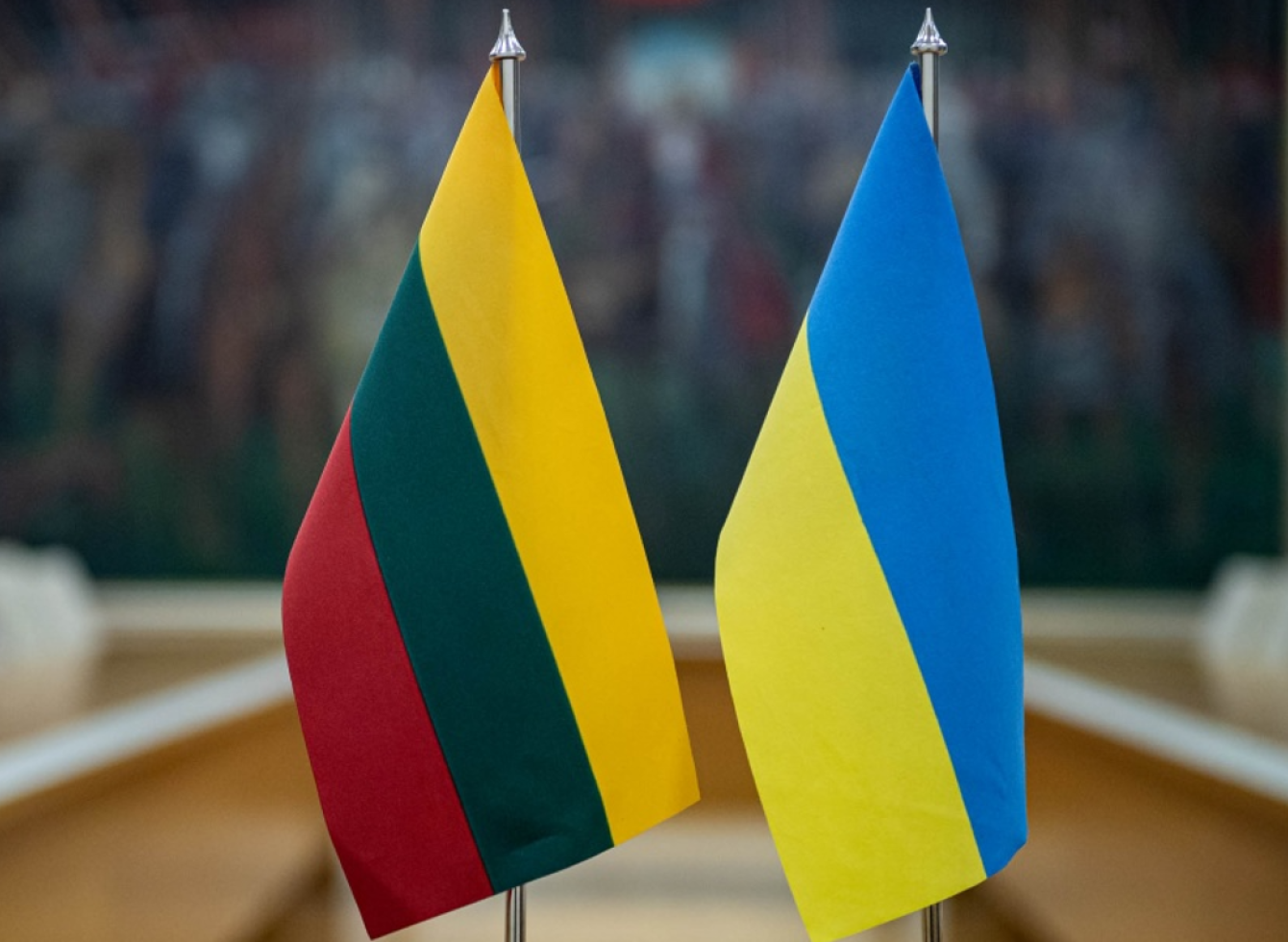 Lietuvos ir Ukrainos vėliavos