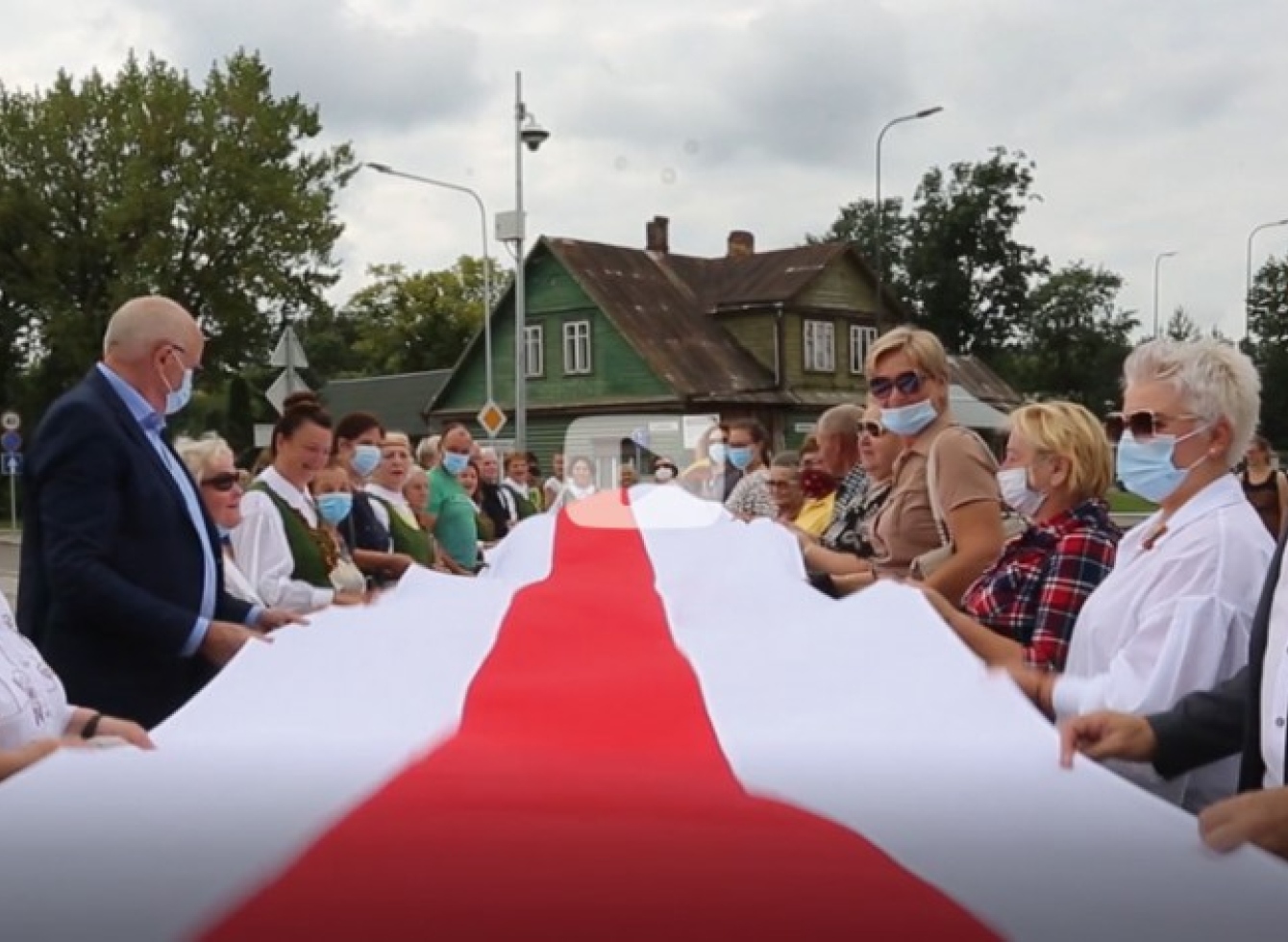 Rugpjūčio 23 dieną Ukmergėje paminėtos istorinio Baltijos kelio 31-ąsias metinės bei Europos diena stalinizmo ir nacizmo aukoms atminti