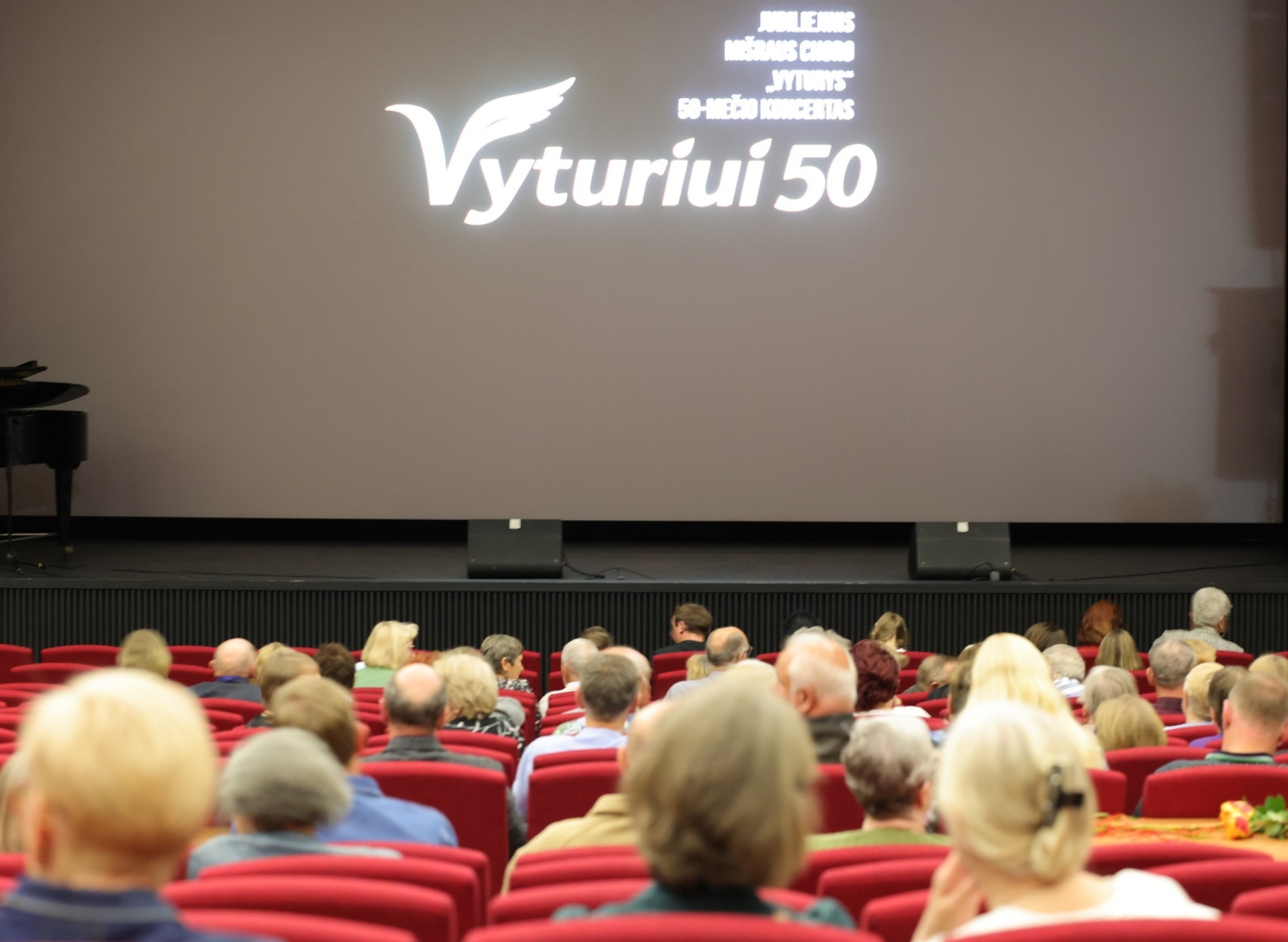 „Vyturio“ skrydis per pusę amžiaus: 50 metų bendrystės, muzikos ir įkvėpimo