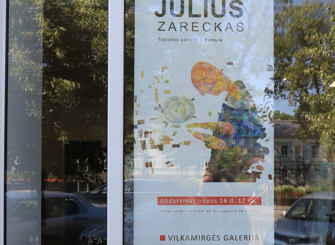 Akimirkos iš Juliaus Zarecko tapybos darbų parodos
