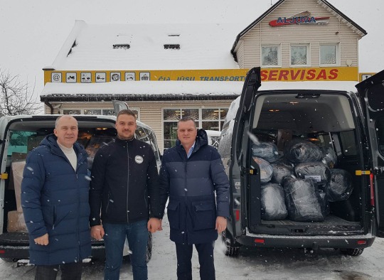 Siuntos ukrainiečiams siuntimo akimirka