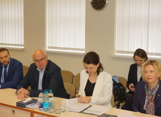Svečiai iš Ministerijos