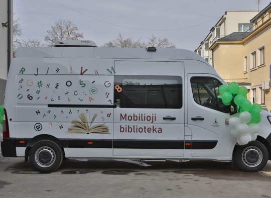 „Renault Master“ mikroautobusas, pritaikytas mobiliosios bibliotekos veiklai