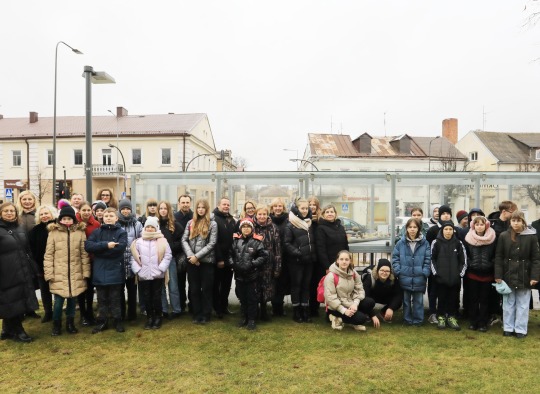 Parodos uždarymo dalyvių bendra nuotrauka