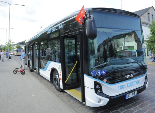 Ukmergės keleiviai kviečiami išbandyti ir įvertinti keliones ekologišku transportu