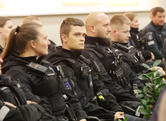 Angelų sargų dienos proga – sveikinimai policijos pareigūnams