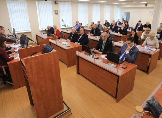 Posėdžio akimirkos
