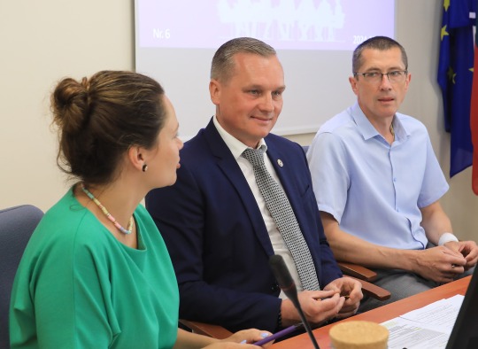 Posėdžio akimirkos