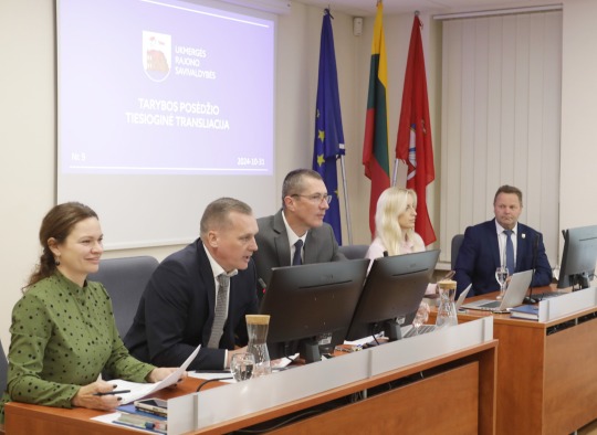 Posėdžio akimirkos