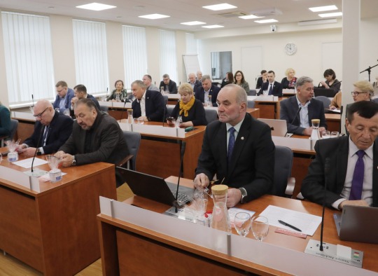 Posėdžiavo Ukmergės rajono savivaldybės taryba