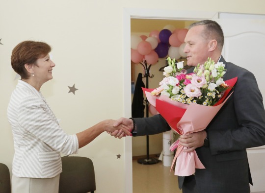 Ukmergės rajono savivaldybės Jono Basanavičiaus gimnazijos direktorės sveikinimo akimirkos