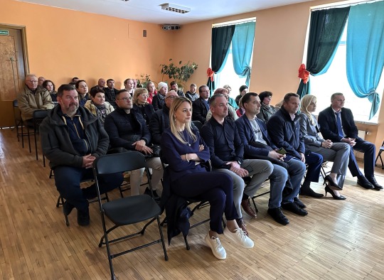 Ataskaitinio susitikimo akimirkos