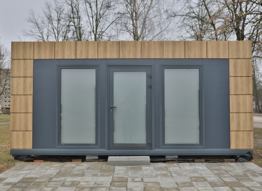 Senus kioskus pakeitė nauji ir modernūs prekybiniai paviljonai