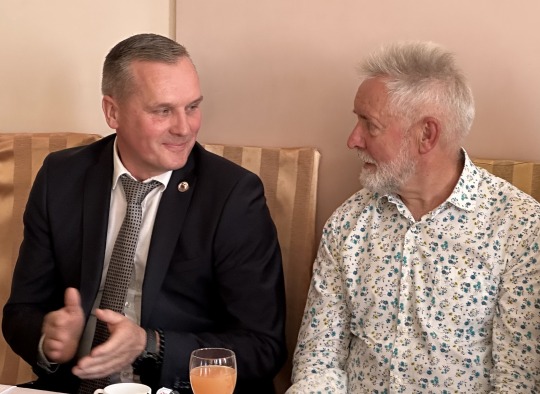 Ukmergės rajono savivaldybės meras D. Varnas ir Lietuvos Respublikos Seimo narys Algirdas Sysas