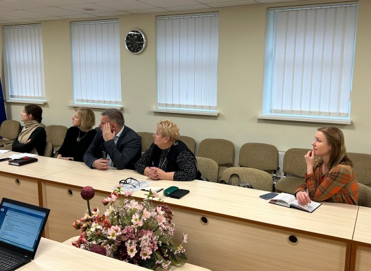 Į jungtinį posėdį rinkosi dviejų organizacijų tarybos