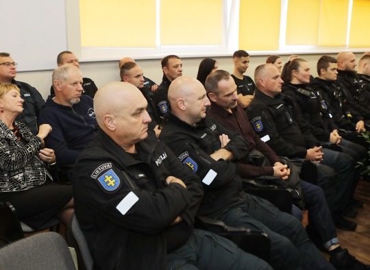 Angelų sargų dienos proga – sveikinimai policijos pareigūnams