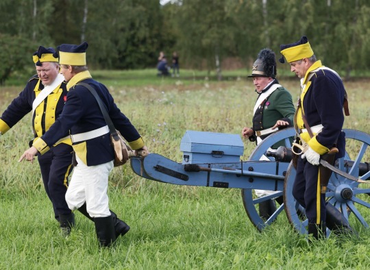 Deltuvoje vėl aidėjo 1812-ųjų mūšio salvės
