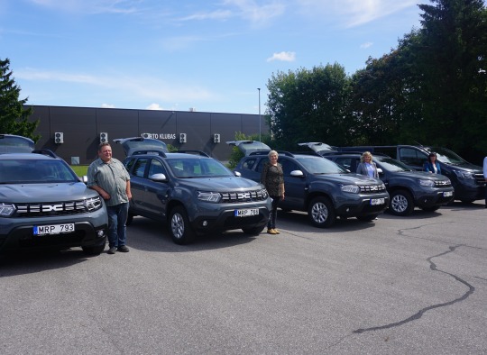 Savivaldybė įsigijo keturis naujus lengvuosius automobilius ir mikroautobusą 