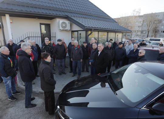 Ar kelias į garažus bus sutvarkytas? Sprendimas – bendruomenės rankose