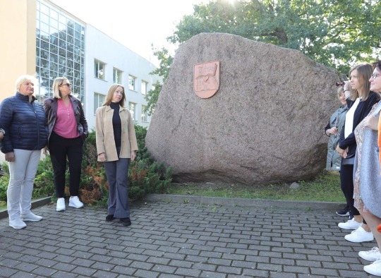 Renginio dalyviai klausėsi Ukmergės rajono savivaldybės administracijos Švietimo, kultūros ir sporto skyriaus vedėjo Vaidoto Kalino bei savivaldybės mero Rolando Janicko sveikinimų