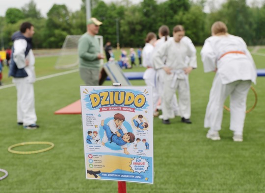 Mažųjų ukmergiškių sporto šventėje buvo daug šypsenų ir judesio 