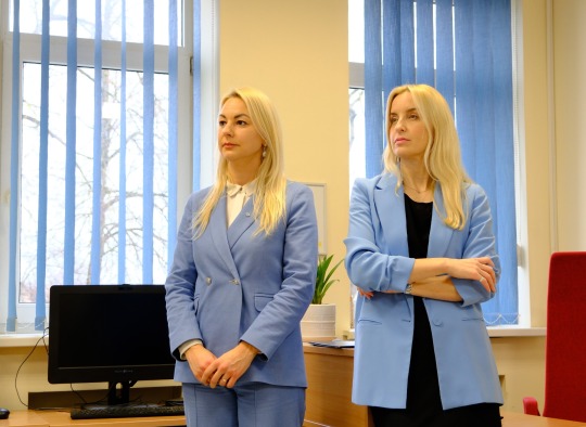 Švietimo įstaigų vadovų pasitarimo akimirkos