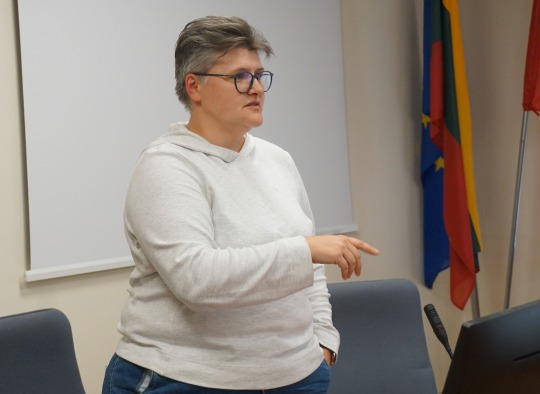 Savivaldybėje aptarti pedagogų darbo apmokėjimo klausimai