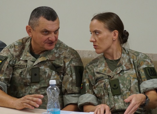 Civilinės saugos stalo pratybų dalyviai