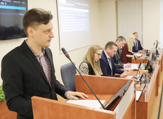 Ukmergės rajono savivaldybės tarybos posėdžio akimirkos