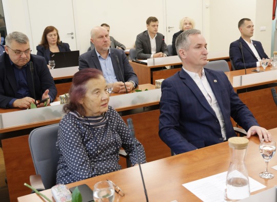 Posėdžiavo Ukmergės rajono savivaldybės taryba