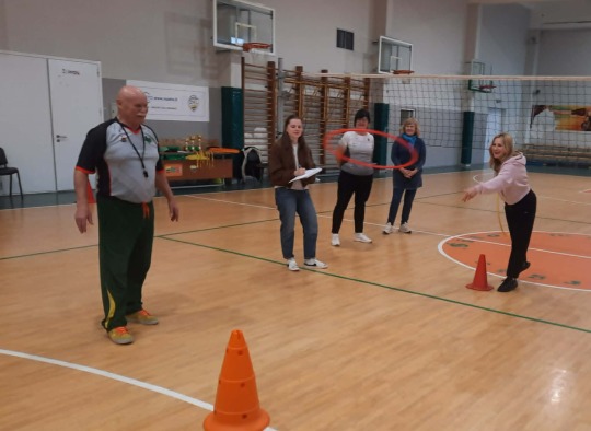 Tradicinėse seniūnijų sporto žaidynėse – atkaklios kovos ir bendrystės dvasia