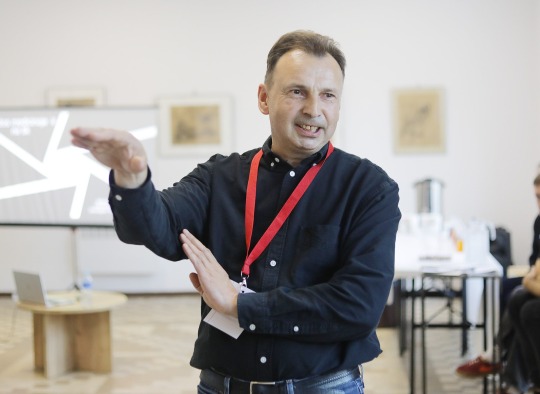 Parodos „Iš klaidų mokomės“ atidarymo akimirkos