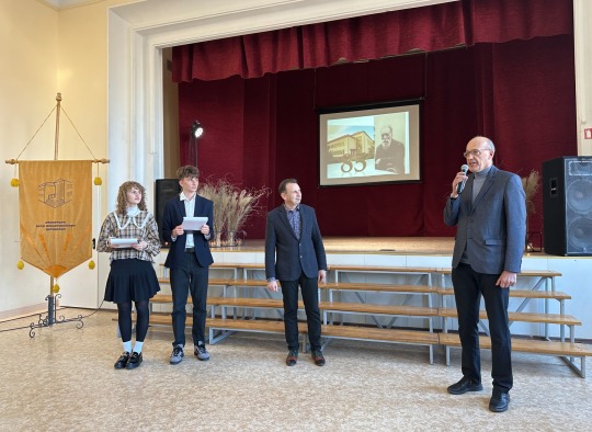 J. Basanavičiaus gimnazijos jubiliejaus akimirkos
